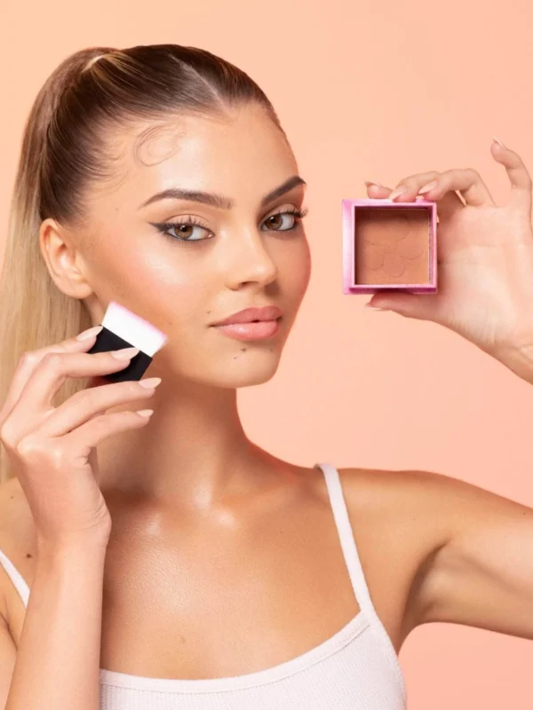 Honolulu Bronzing Powder - Image 6